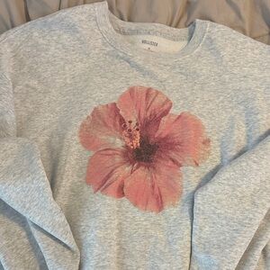 Hollister Gray Crewneck Sweatshirt with Pink Floral Graphic